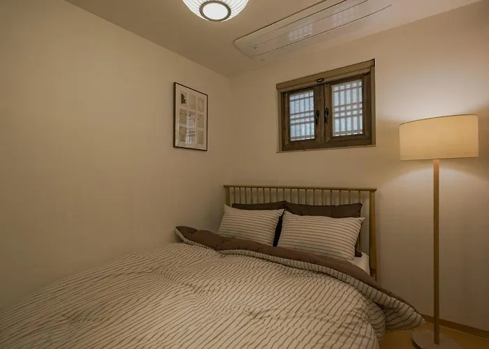 Apartment 30 Seconds From Dongmyo Station Private Hanok Exclusive Use Ddp Cheonggyecheon Dongdaemun Selected As An Excellent Hanok Maximum 5 People