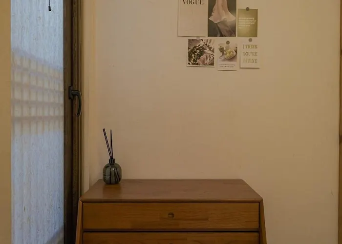 30 Seconds From Dongmyo Station Private Hanok Exclusive Use Ddp Cheonggyecheon Dongdaemun Selected As An Excellent Hanok Maximum 5 People * Seoul